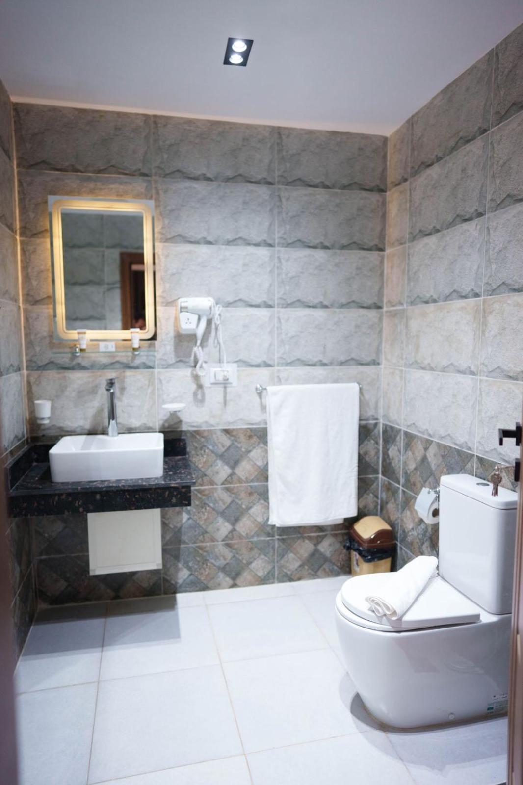 Hotel Zahira Pyramids Oasis 5*