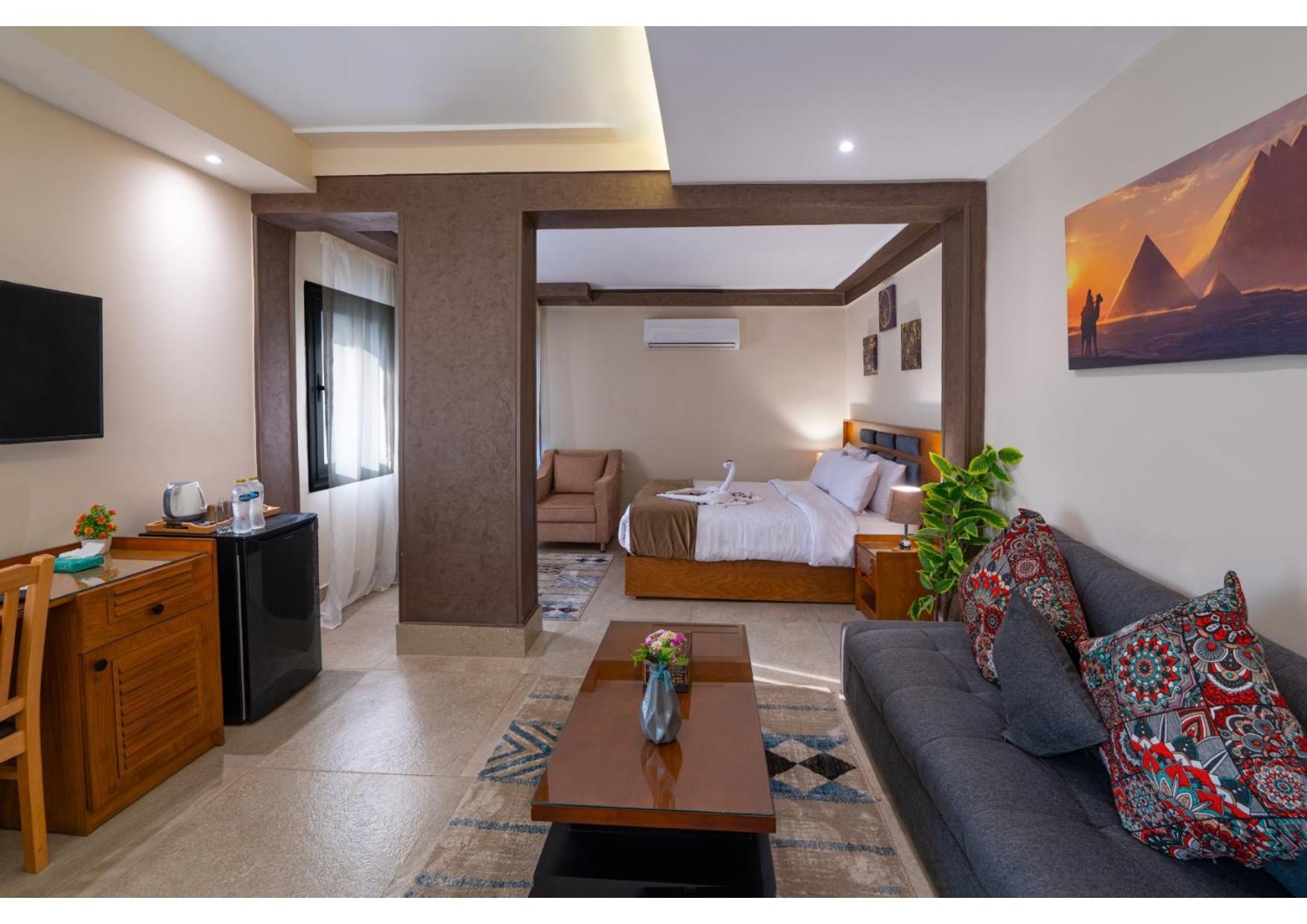 Zahira Pyramids Oasis Hotel 5*